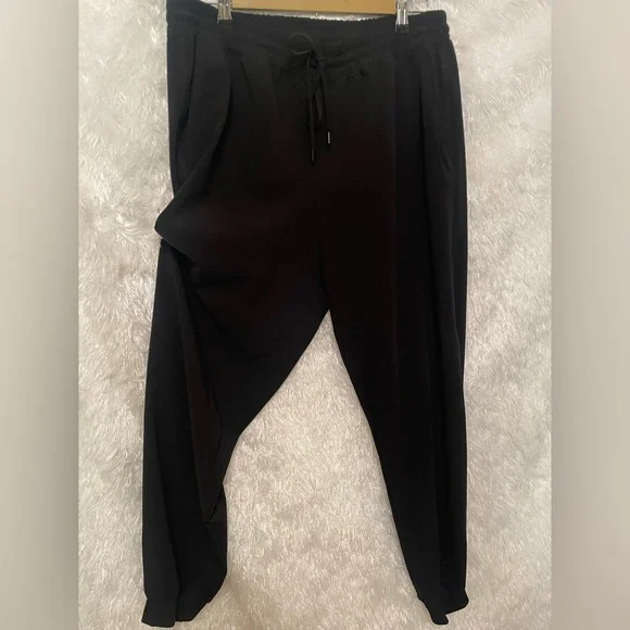 Cynthia Rowley joggers. Black size 10 - Picture 2 of 4